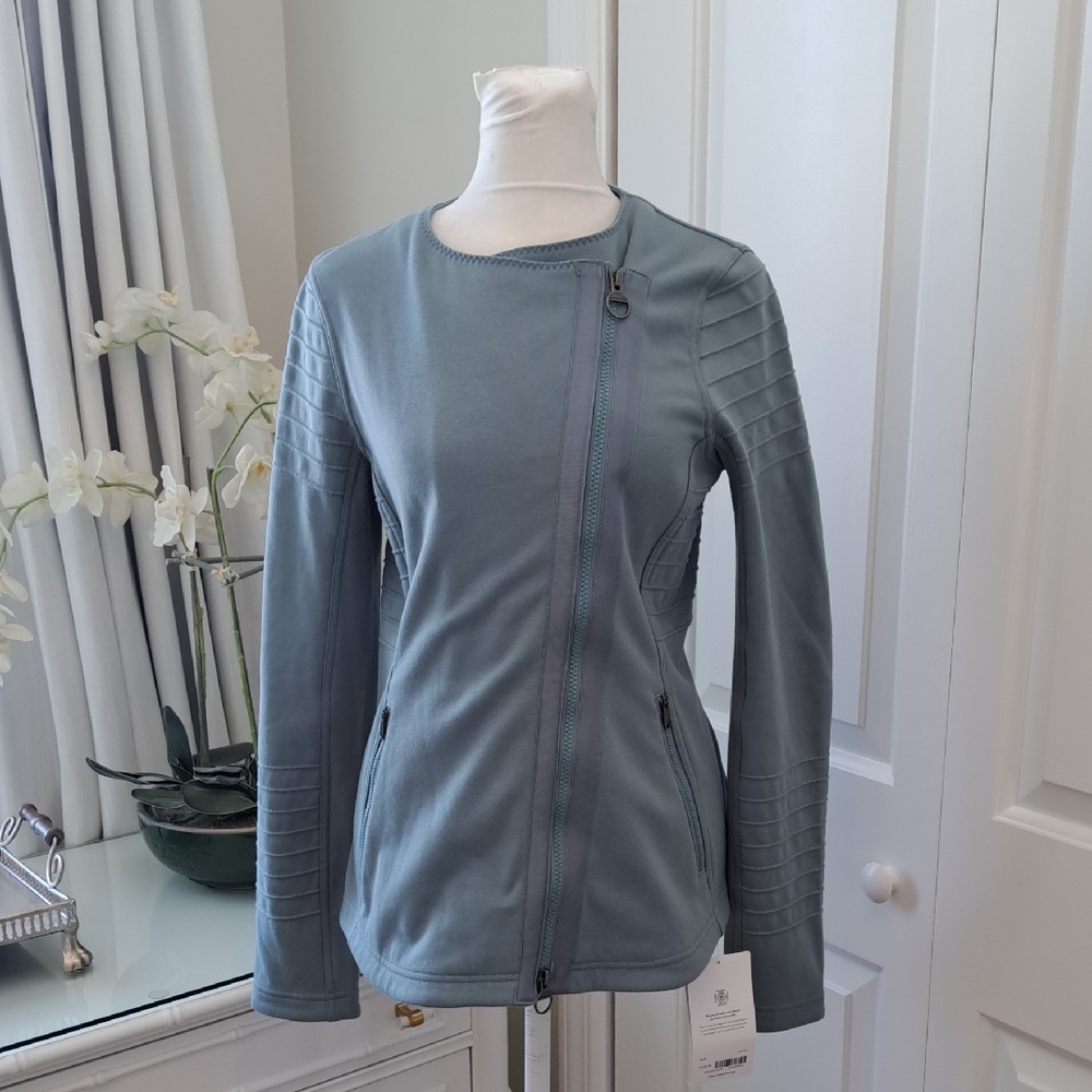 NWT Athleta Womens Sage Green Moto Activewear Jacket Zip Up Pockets SM